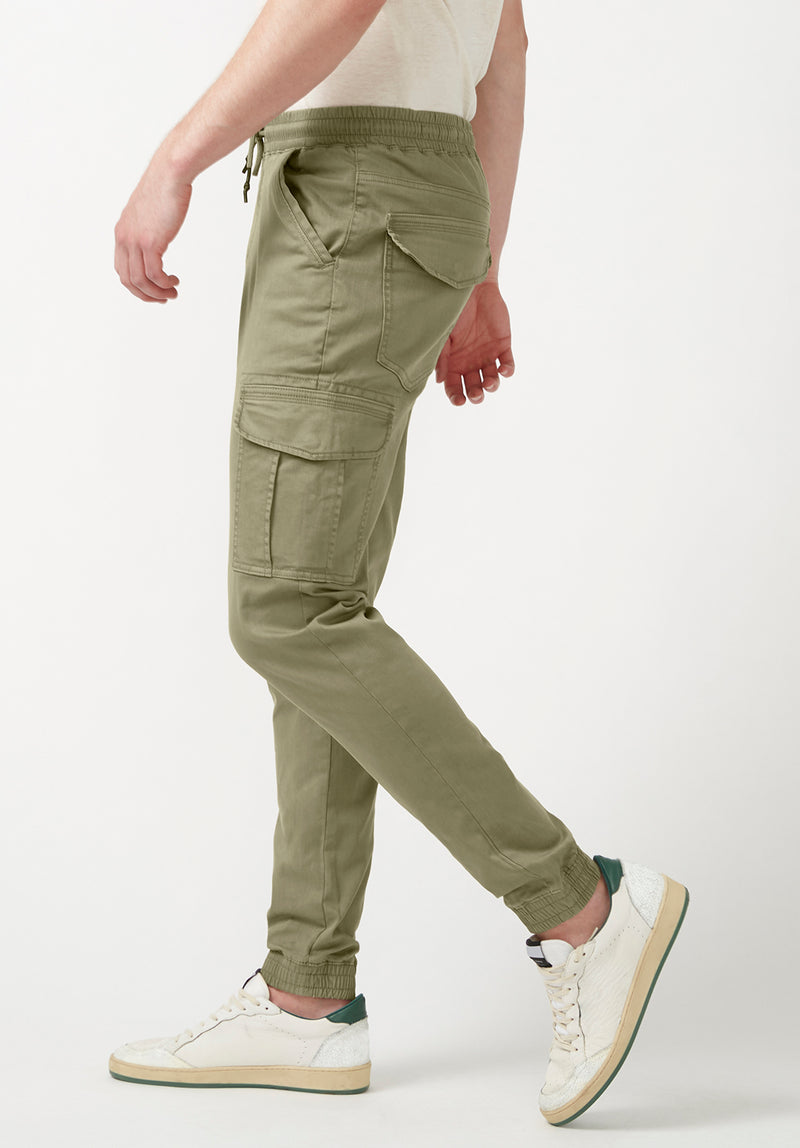 Shop the 10 best chino pants for men: J. Crew, Polo, Gap, more